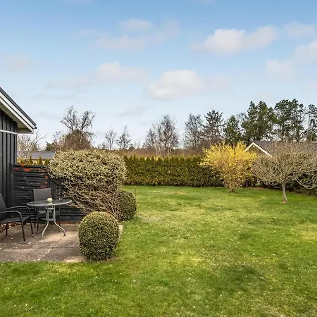 Ferienhaus 3 Bedroom Beautiful In