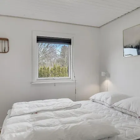 3 Bedroom Beautiful In * Hals